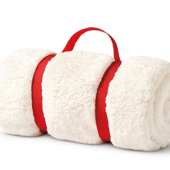 Tim Hortons 2022 Sherpa Blanket Stadium Throw with Carrying Straps NIP! - Picture 1 of 5
